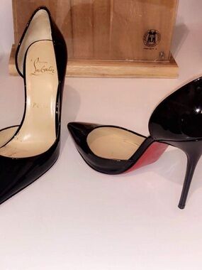 Christian Louboutin Black Patent Leather Pointed Pumps with Red Sole